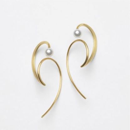 珍珠混搭金屬 柔與剛的時尚碰撞