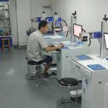 深圳市寶安區石巖永宏達五金制品廠 專業制造標牌、銘牌及金屬配件